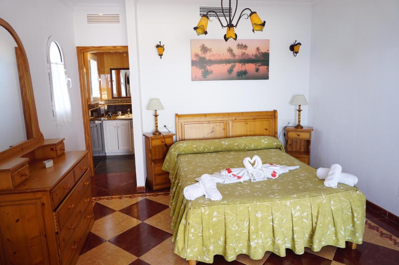 Apartamentos Punta Prima Beach エクステリア 写真