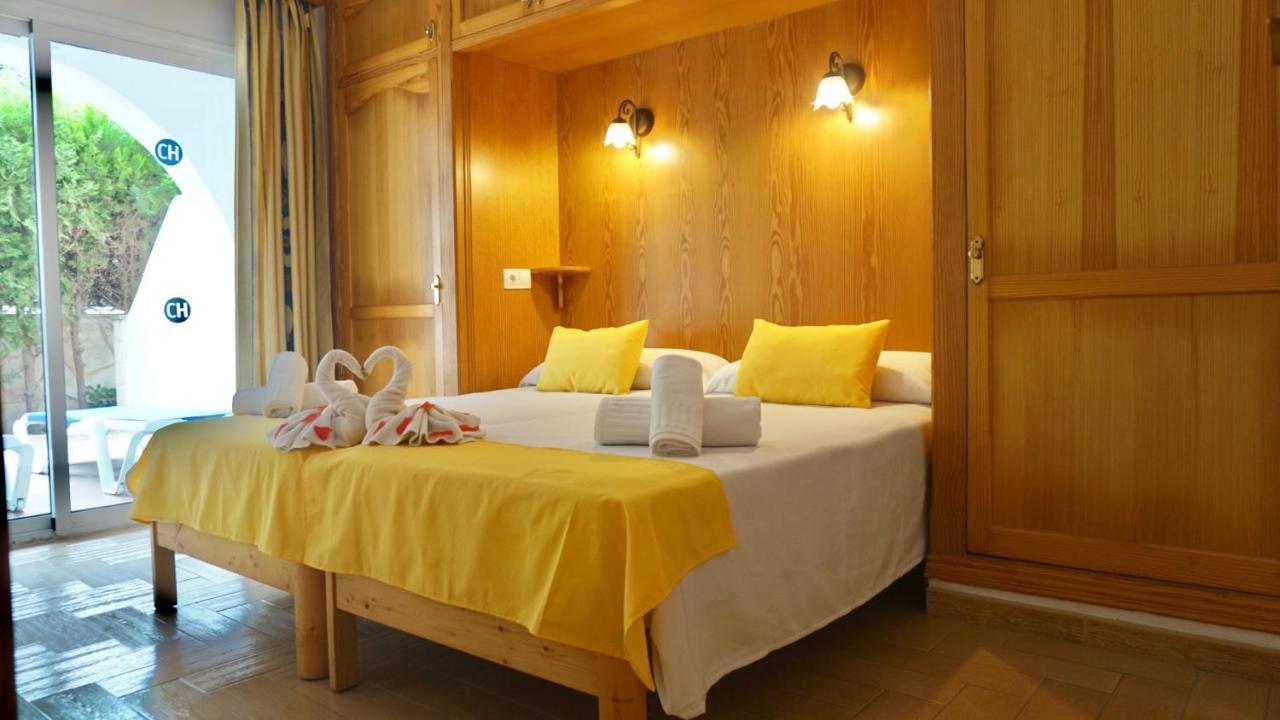 Apartamentos Punta Prima Beach エクステリア 写真