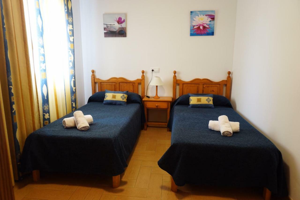 Apartamentos Punta Prima Beach エクステリア 写真